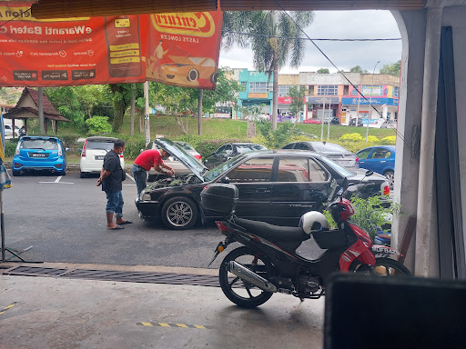 PERNIAGAAN BATERI & ALAT GANTI HUP SENG 合 成 電 池 機 件 貿 易