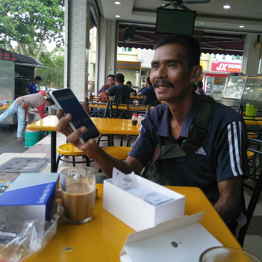 kedai handphone ori melaka