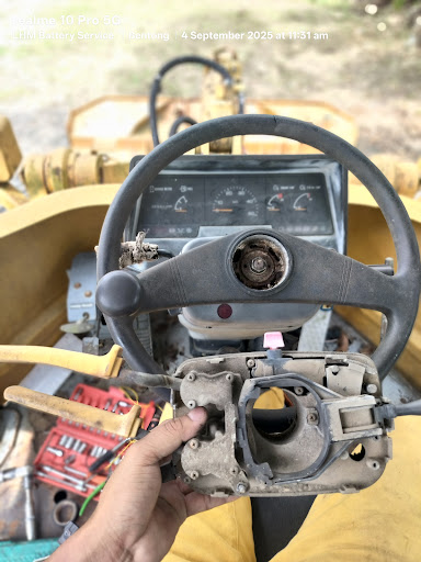 LHM battery electricity service