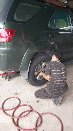 Ming Fung Tyres & Auto Service Centre