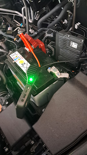 RUNNER CAR BATTERY