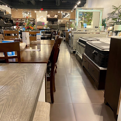 Hacienda Furniture & Mattress Ventura