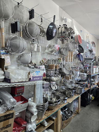 Lomeli's Kitchenware And Accessories