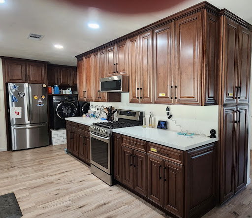 Su Casa Cabinets And Tile.