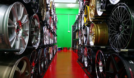 Sumec Auto Car Care Center Sdn Bhd – Servis Penyelenggaraan Kereta Profesional di Malaysia