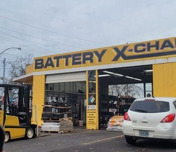 Zheng Hong Pusat Servis Bateri Kereta – Penggantian & Penyelenggaraan Bateri Kualiti Tinggi