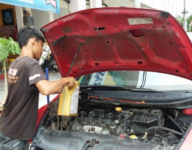 MEO Auto Enterprise: Minyak Platinum Manjung – Servis Kenderaan Premium