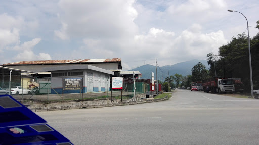 Perkhidmatan Tayar & Bateri Wan Fatt – Servis Cepat, Profesional & Harga Berpatutan
