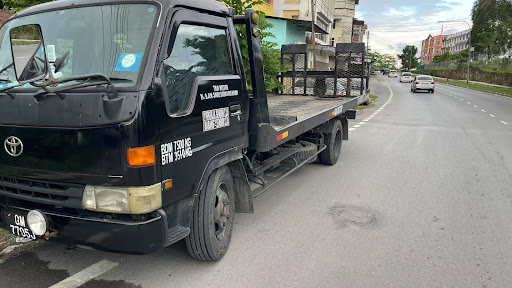 SRI AMAN - Perkhidmatan Towing 24 Jam untuk Motor | Bantuan Kenderaan Cepat