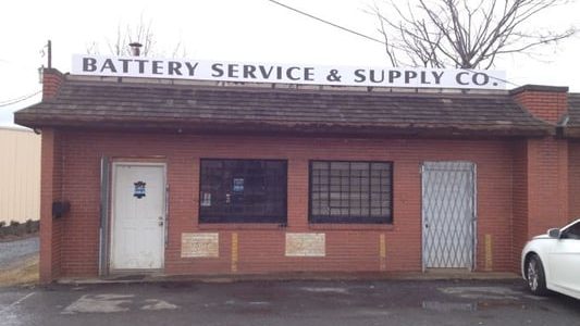 Servis Bateri & Kereta 500ent – Penjagaan Pantas & Profesional untuk Kenderaan Anda